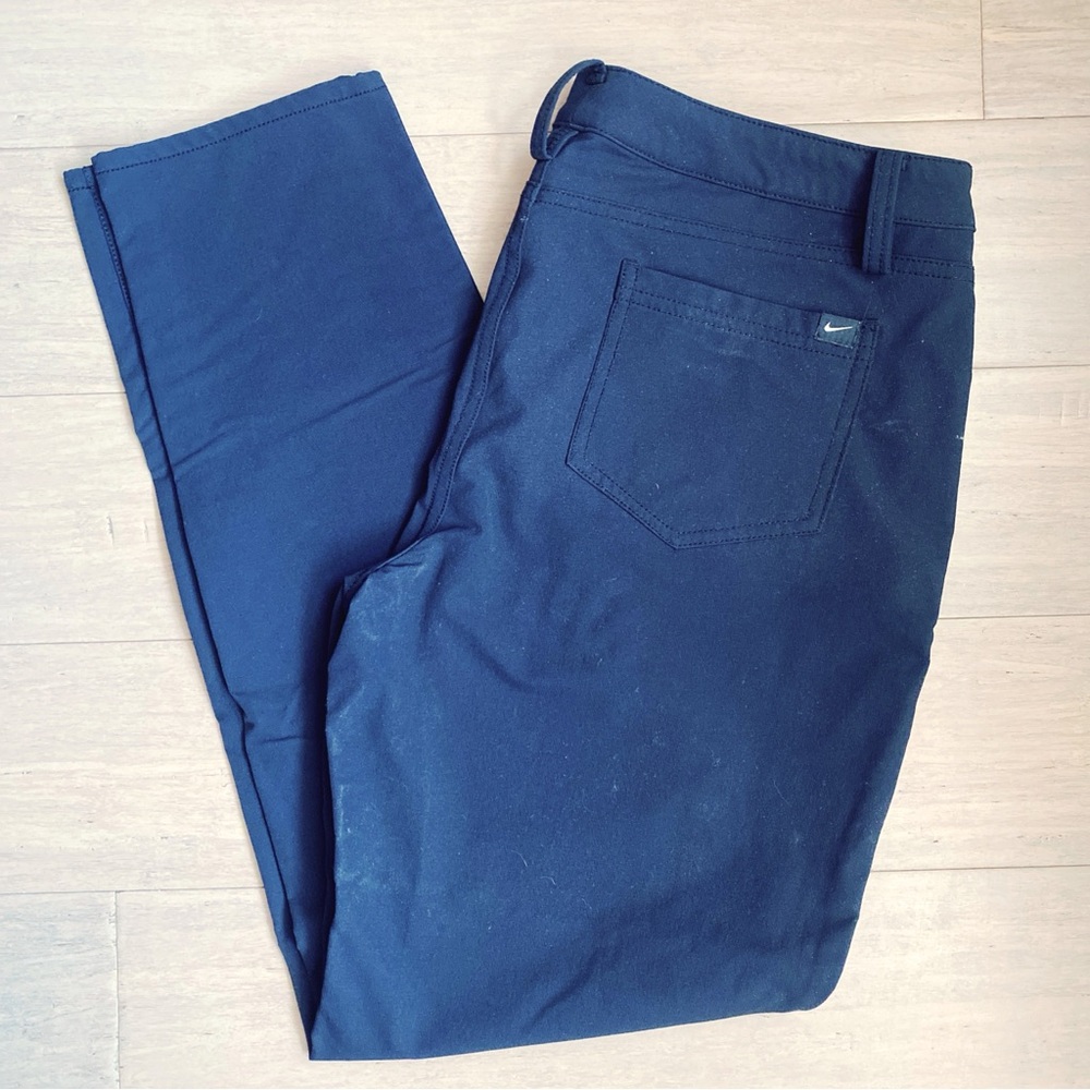 Nike Tour Repel
Women's Black Slim-Fit Golf Trousers